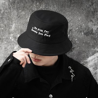 Mũ bucket thêu chữ thời trang xinh xắn