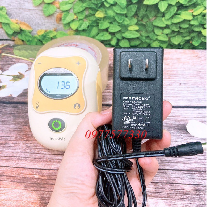 Nguồn Máy hút sữa Medela Pump Medela freestyle