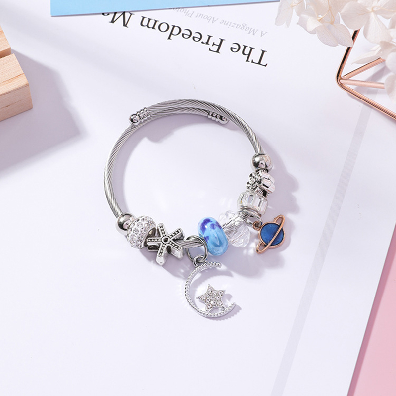 Vòng Tay Đính Hạt Hình Ngôi Sao / Mặt Trăng Jp5
