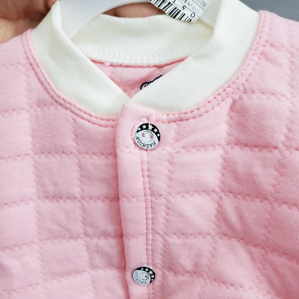 Bộ dài tay cài giữa màu trơn vải xốp trần bông mềm, cổ tàu giữ ấm cho bé sơ sinh Hi Mom (3-8kg)