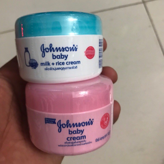 Kem Dưỡng Ẩm Johnson Baby 50g