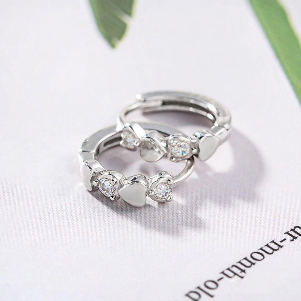 1 Đôi Bông Tai Kim Loại Mạ Bạc 925 Hình Trái Tim Màu Trơn