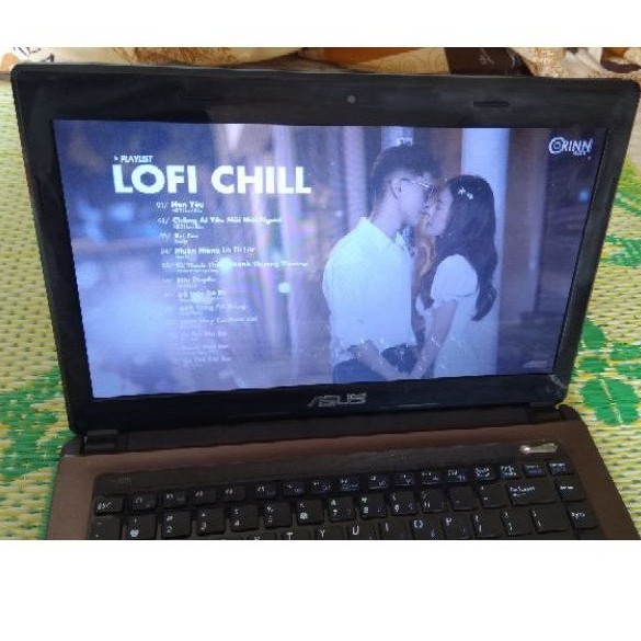 Laptop Asus K43 win10 chạy mượt loa hay