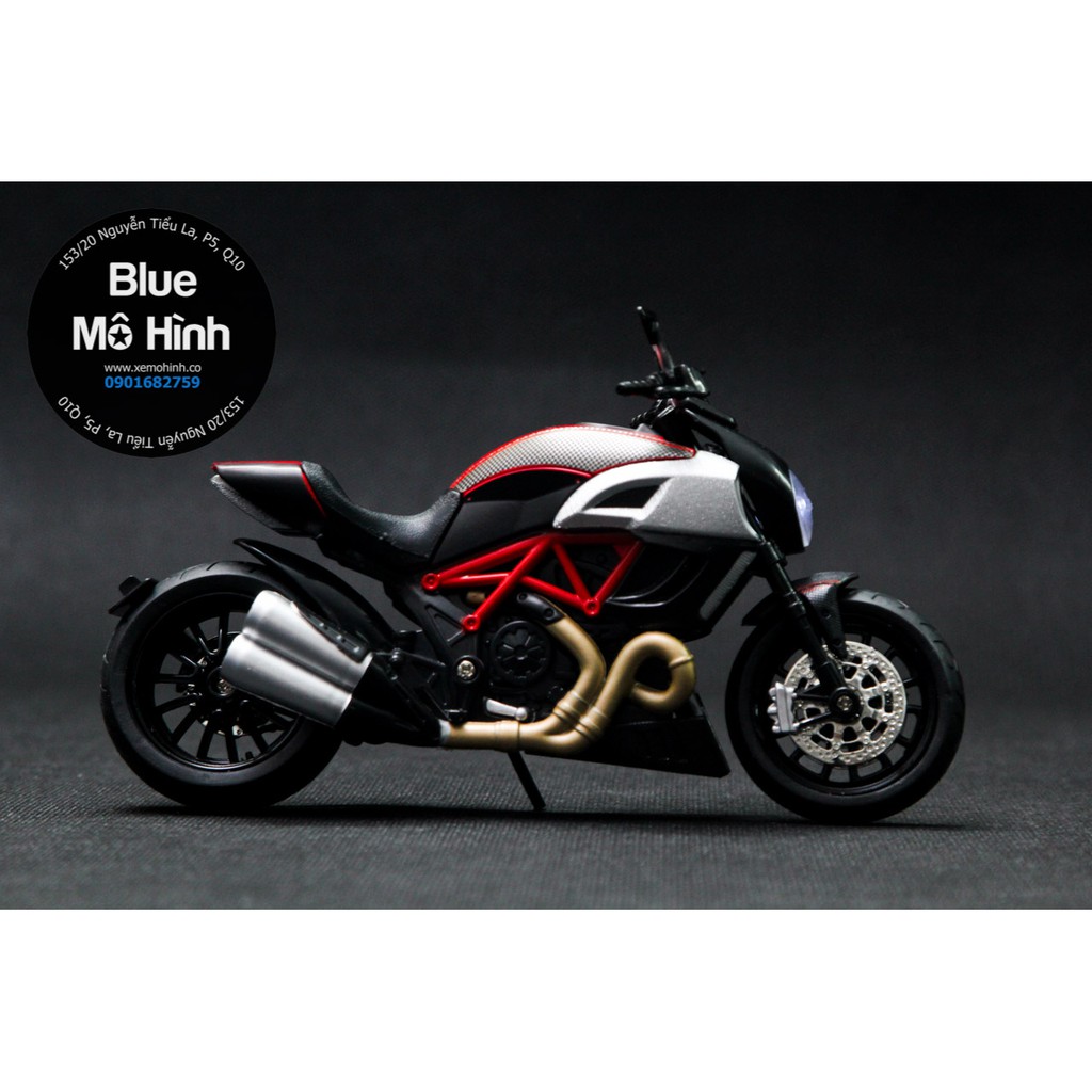 Mô hình xe mô tô Ducati Diavel 1:12 – Phiên bản Ducati Diavel sáng đèn