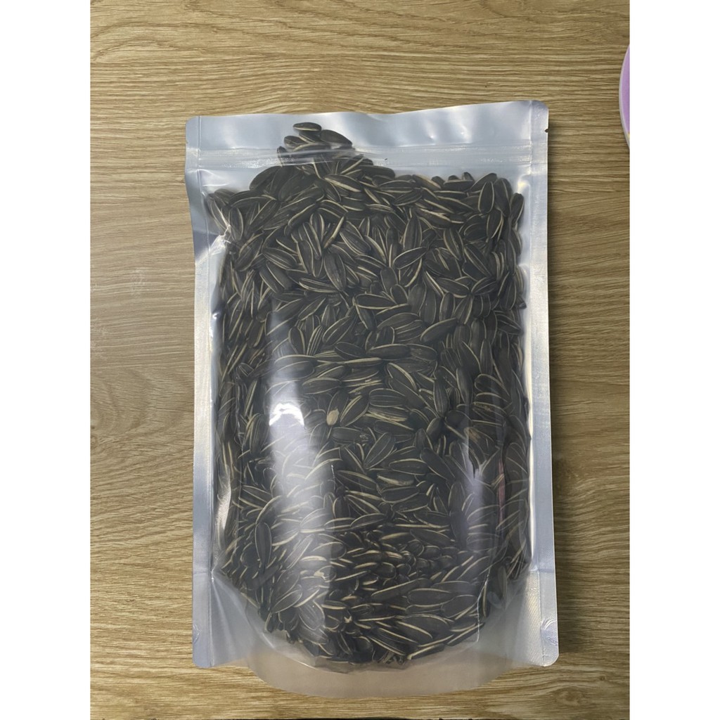 [Nowship] Hạt Hướng Dương Siêu Ngon Loại 1 - Không Màu Thực Phẩm (500g)