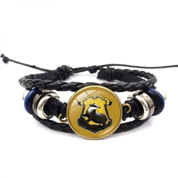 Vòng tay nhà Hufflepuff trong Harry Potter