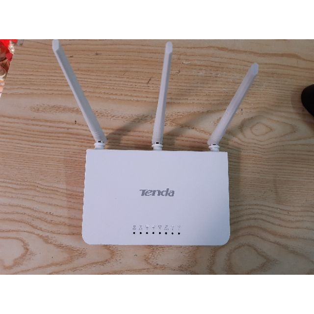 GIÁ SIÊU RẺ - Bộ Phát Wifi không dây Tenda F3 3 râu tốc độ 300 Mbps