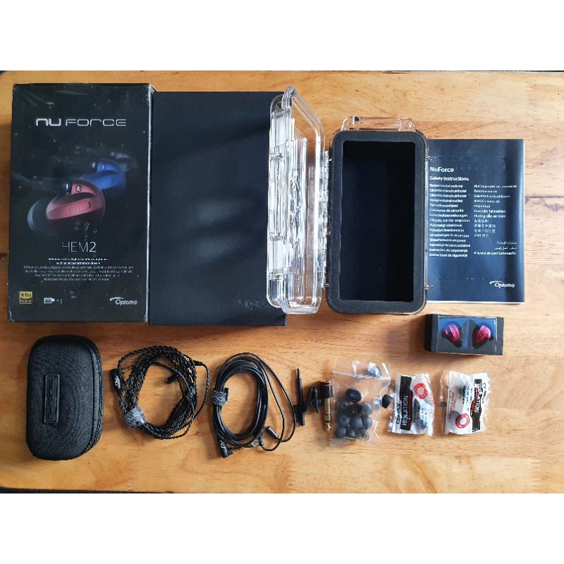 Tai Nghe Nuforce HEM-2