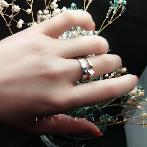 Nhẫn Nữ Bản To Cá Tính Titan Ko Đen TT 2723