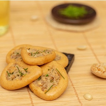 Bánh Chả Lá Chanh Hữu Bình 180g | BigBuy360 - bigbuy360.vn