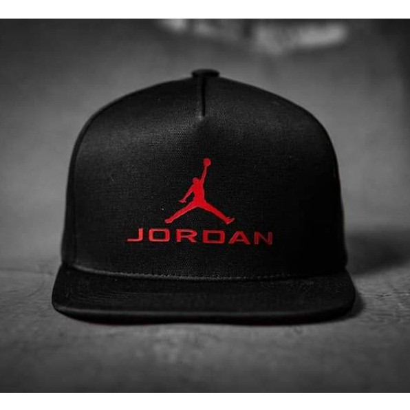 Nón Snapback thời trang JORDAN AIR Hàn Quốc cao cấp, phom cứng cáp, năng động, quai cài nút bấm.