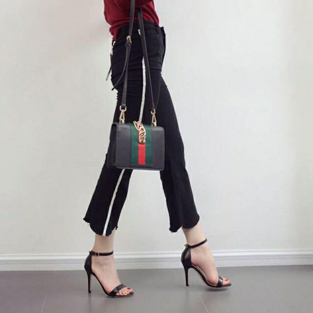 Giày Mũi Nhọn Cao 5cm Thời Trang Màu Đen và Trắng BBS7