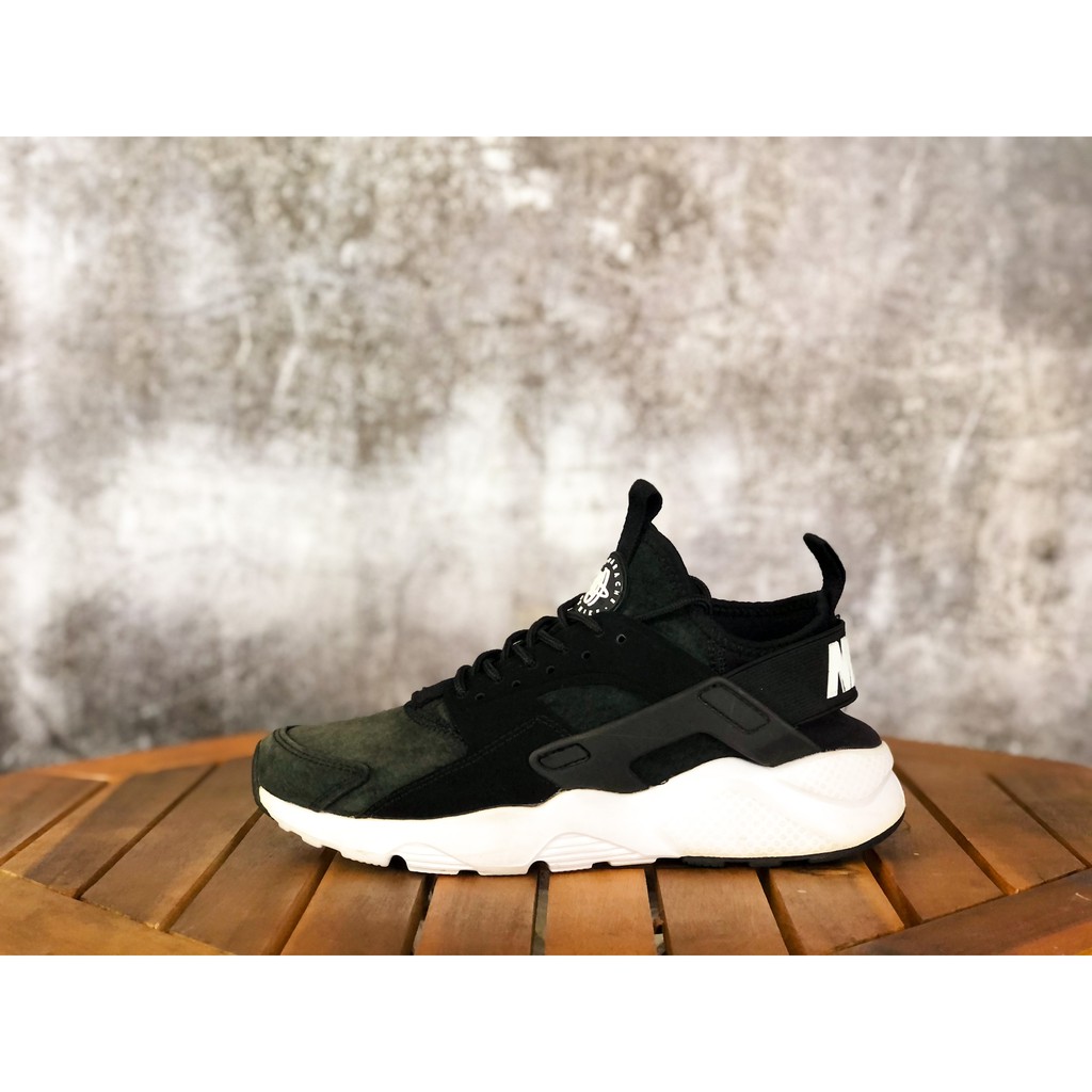 (Size 36) Giày Thể Thao Chính Hãng 2hand NIKE AIR HUARACHE ULTRA