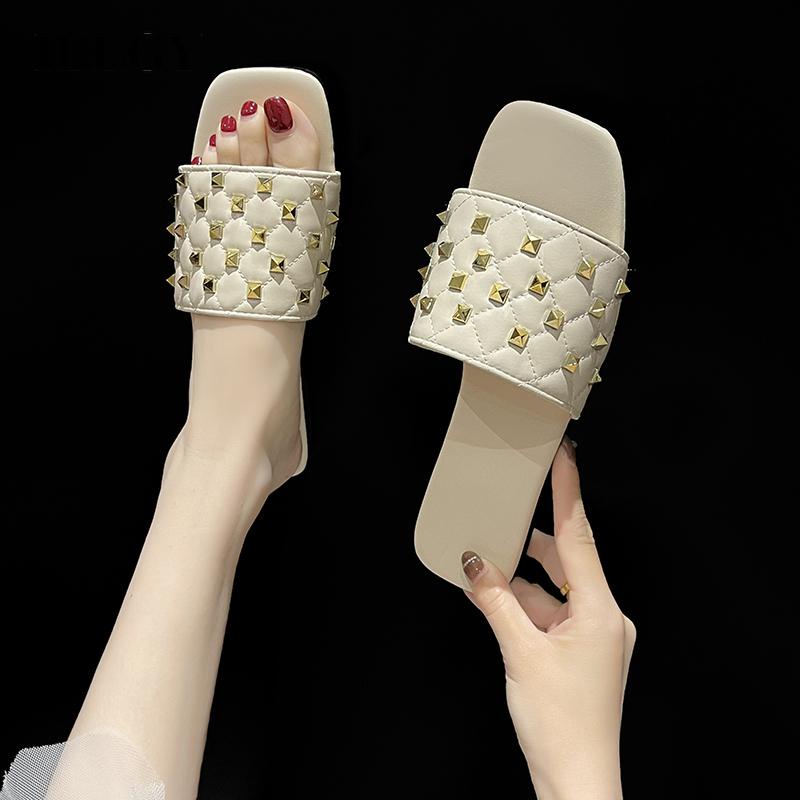 Dép xỏ ngón IELGY mũi vuông đính đinh tán thời trang đi biển thời trang cho nữ