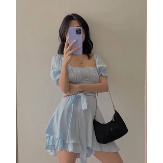 Jumsuit xanh xếp li ngực buộc nơ phối bèo