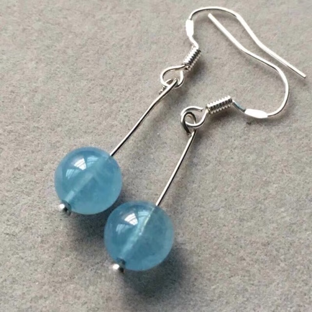 Bông tai đá aquamarine mệnh thuỷ