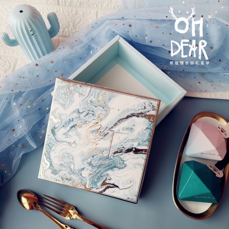 Set túi quà và hộp đựng quà hoạ tiết vân đá xanh sang chảnh
