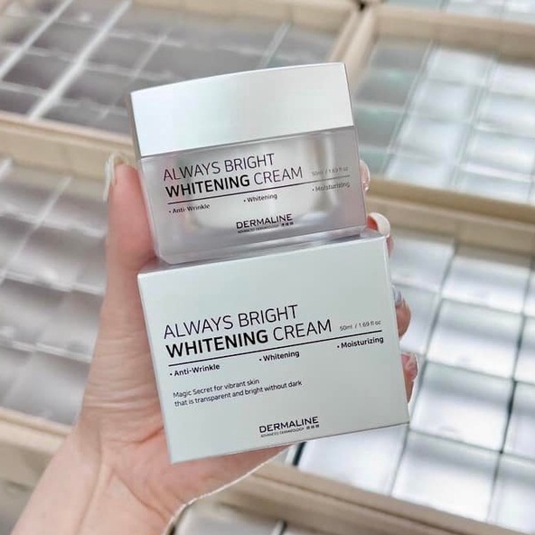 Kem Dưỡng Trắng Kiềm Dầu Nâng Tone Dermaline - 50ml