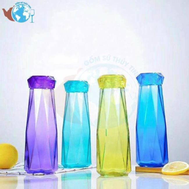 Bình nước thủy tinh màu dáng kim cương cao cấp 430ml