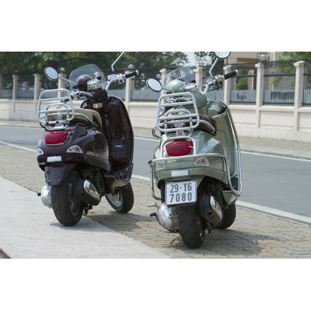 Bộ 2 xi nhan sau bằng nhựa dành cho xe Vespa LX - A1345