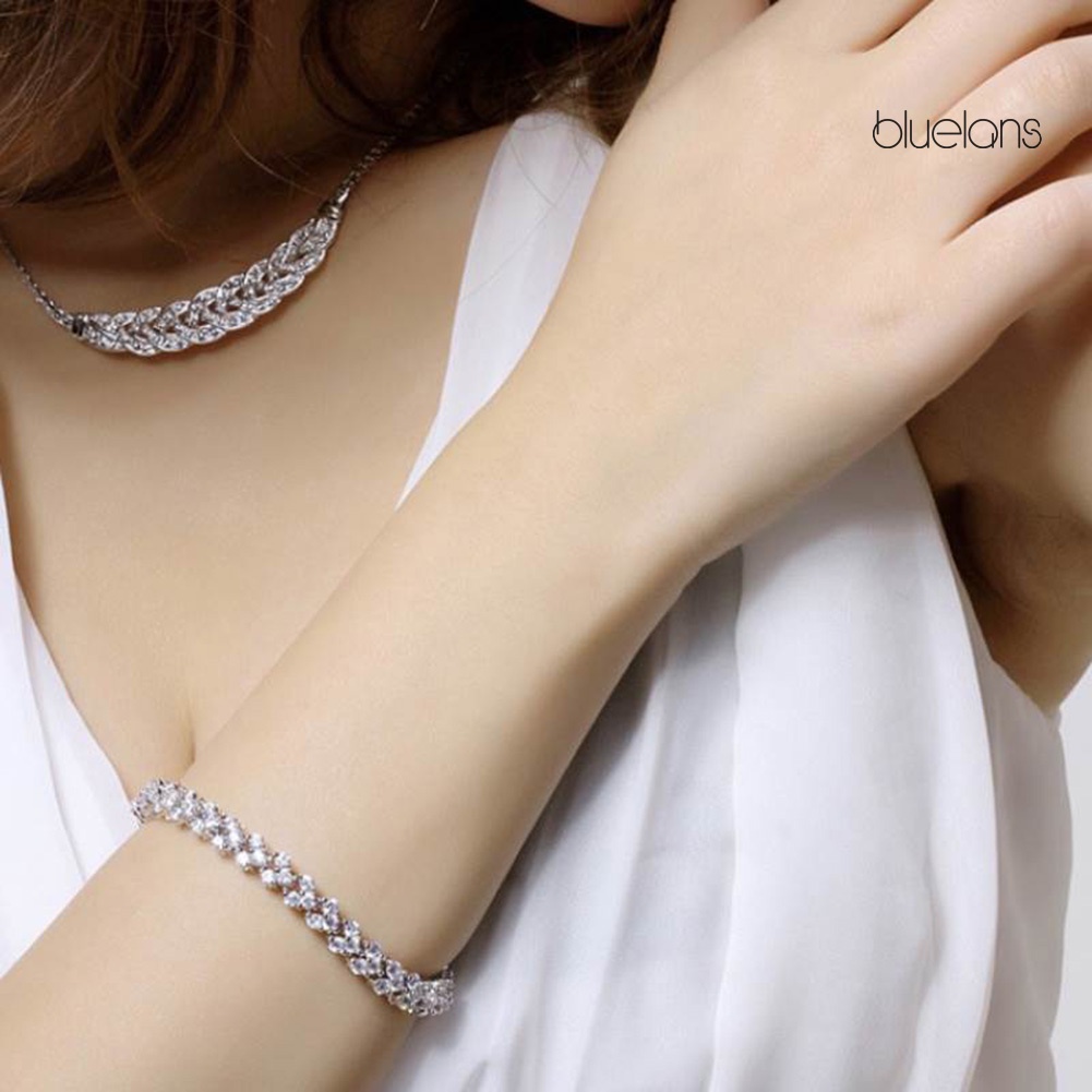 Vòng Tay Đính Đá Thời Trang Cho Nữ