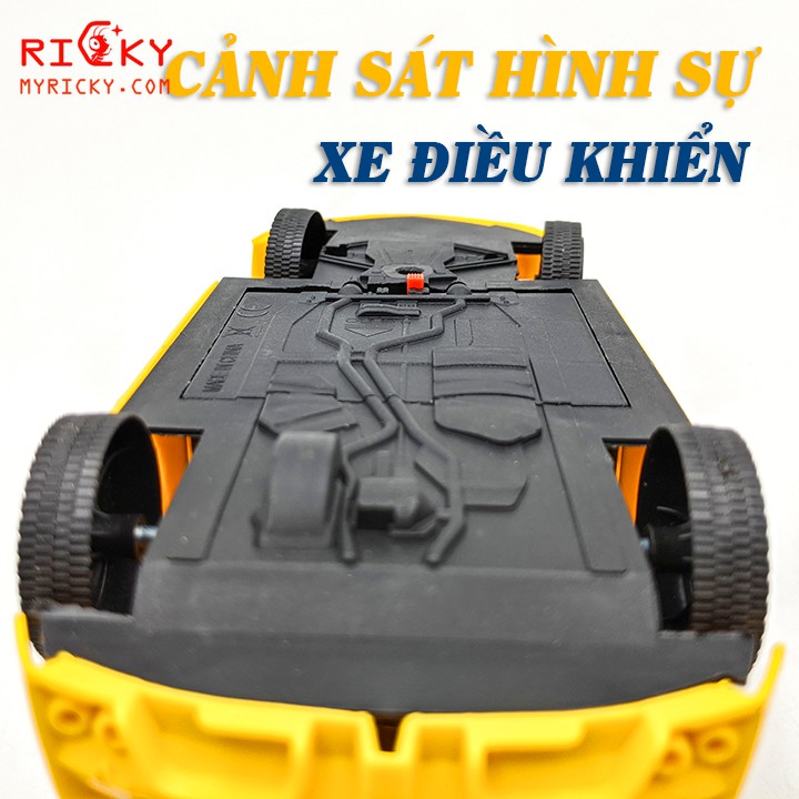 Xe điều khiển cảnh sát hình sự