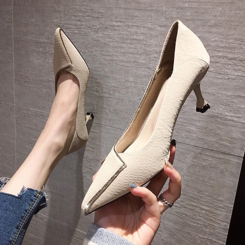 Giày cao gót da mềm mũi nhọn đính đá thời trang 2021 cho nữ