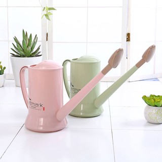 Bình Tưới Cây Bằng Nhựa Gắn Vòi Dài 2L Thiết Kế Tiện Lợi