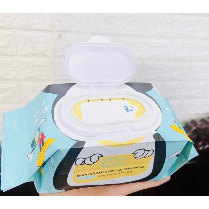 Hộp 150 Khăn ướt AmyBaby kháng khuẩn cao cấp cho bé