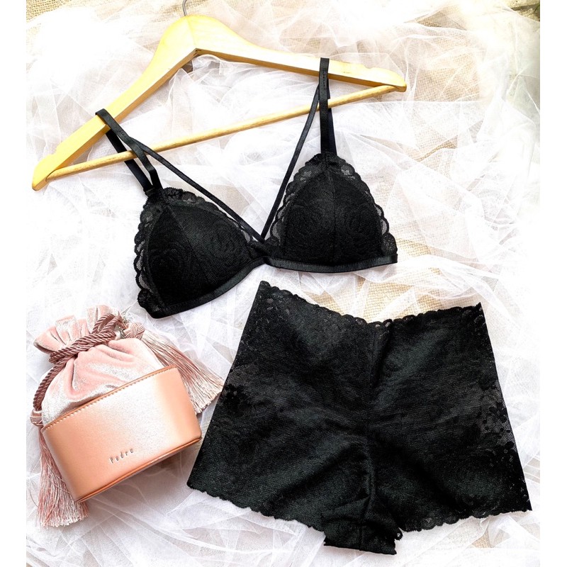 Bộ Bralette Ren Mút Ngực Quần Đùi Đen Mary House Bra & Sleepwears