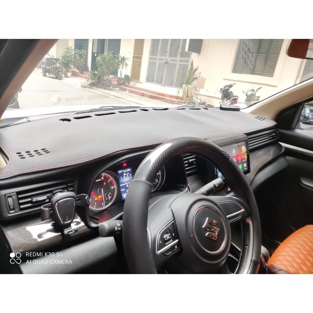 Thảm Taplo Da Carbon Suzuki XL7 2020 - 2021 Cao Cấp có Chống Trượt