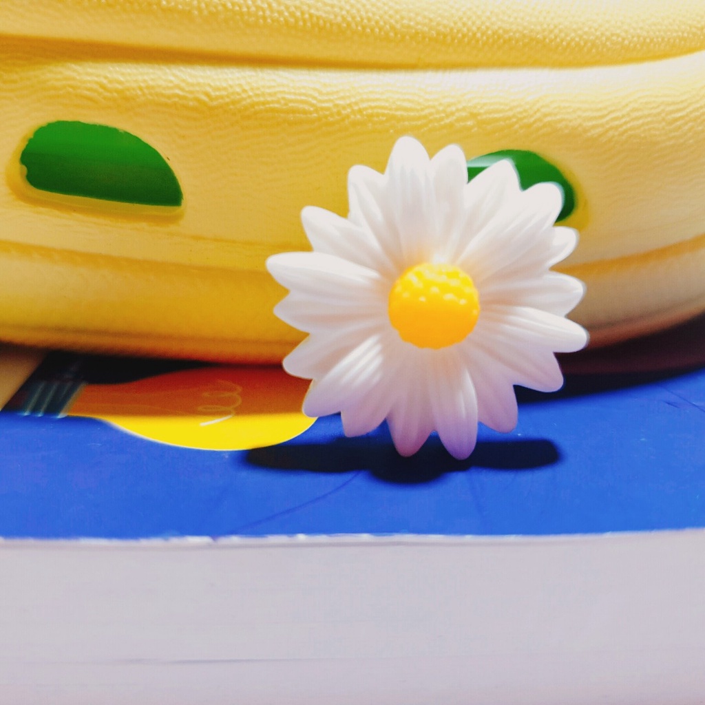 Nút gắn hkdesign/ phụ kiện trang trí mô hình hoa Cúc Trắng, Vàng
