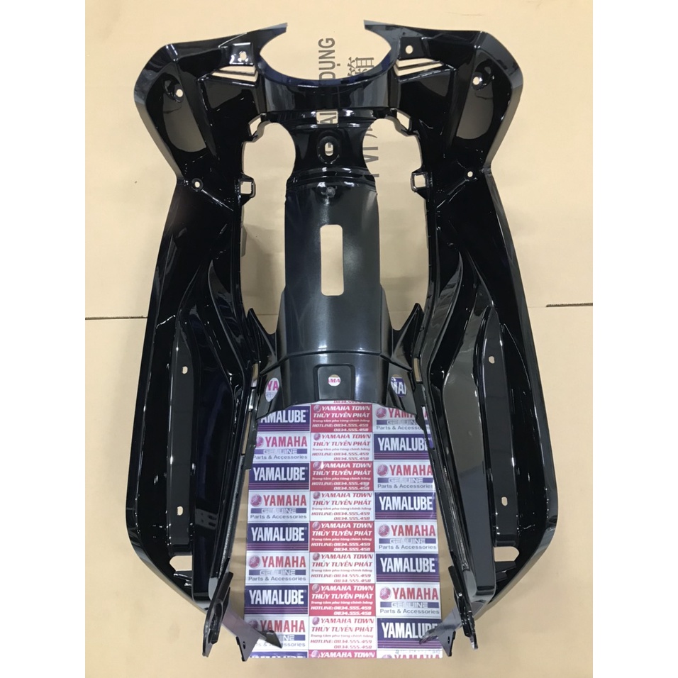 Yếm ổ khóa đen bóng Ex135 đời 2006 đến 2010 zin chính hãng Yamaha