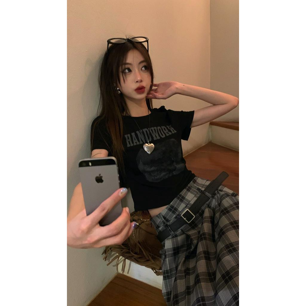 63314 Áo Thun In Cổ Điển / Váy Kẻ Sọc