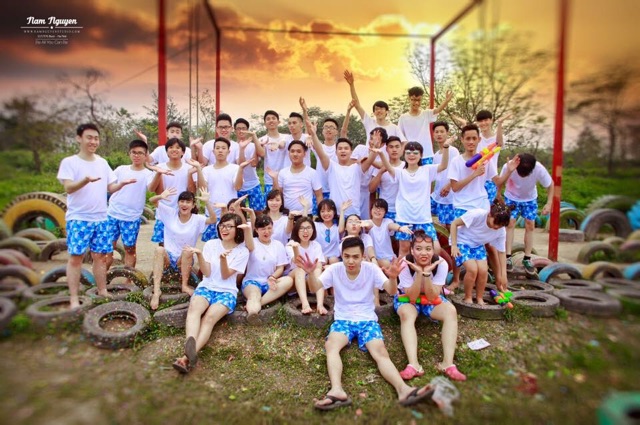 FREESHIP 99k_ Áo trắng chụp kỉ yếu | BigBuy360 - bigbuy360.vn