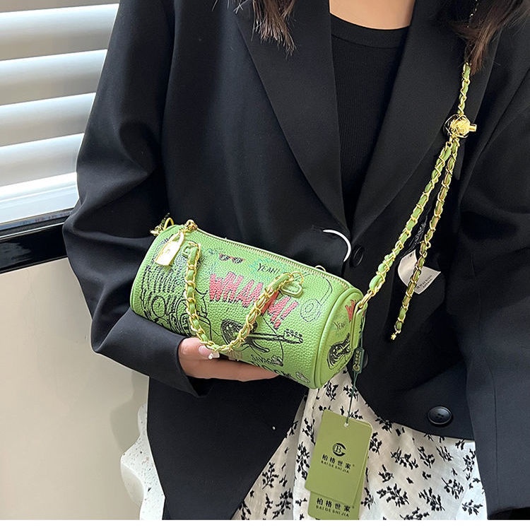 Túi Đeo Chéo Hình Tròn In Họa Tiết Graffiti Thời Trang Mùa Hè 2022 Cho Nữ