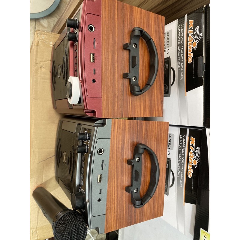 Loa kiomic k58/59 tặng 1 mic không dây