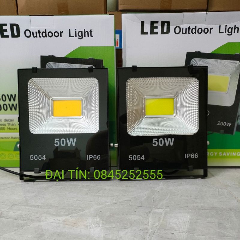 Đèn pha led ip66 50w-100w-200w cob chuyên công trình ngoài trời chiếu sáng  bảng hiệu , sân bóng trang trí nhà cửa ...vv