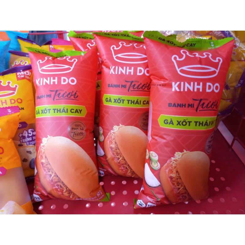 Bánh Mì Tươi Gà Sốt Thái Kinh Đô