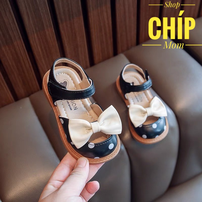 sandal bé giày giày cho bé bít mũi chấm bi đế dẻo nơ nhỏ xinh xắn đen trắng 21 đến 30 QCCC full hộp D13 ( có ảnh thật )