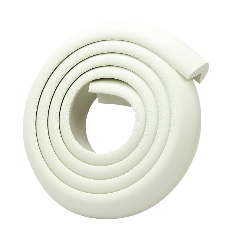 Cuộn mút xốp cao su 200cm + băng keo 2 mặt bọc mép bàn an toàn cho bé
