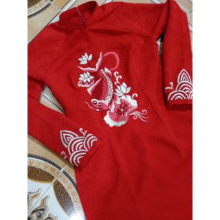  Áo dài lụa đỏ 2tà