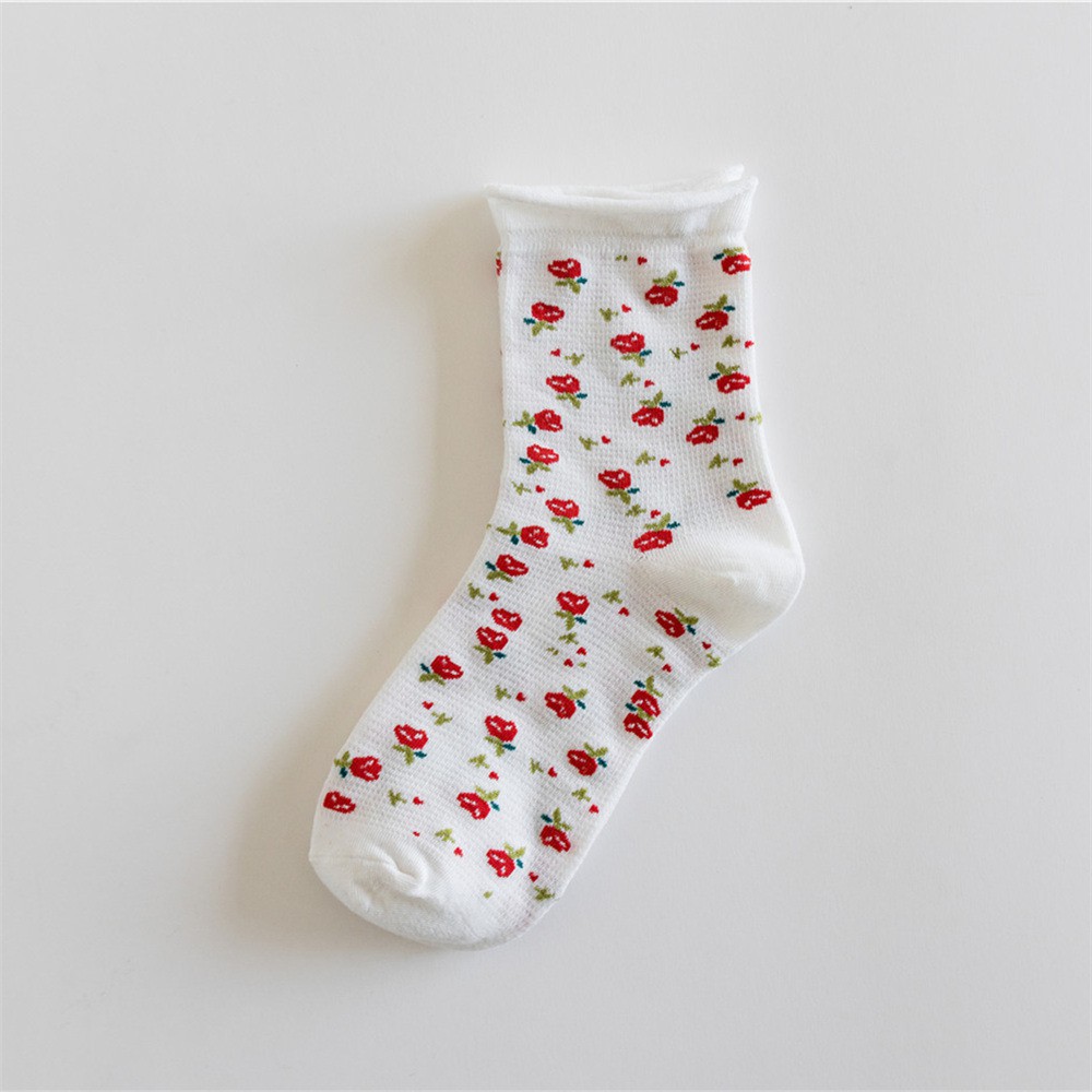 Tất nữ nhún cổ cao họa tiết dâu tây chất liệu cotton phong cách dễ thương - T056