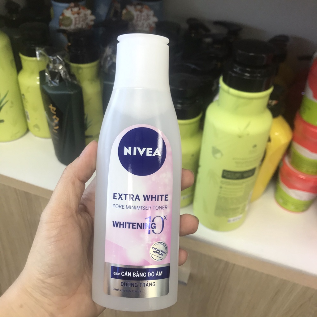 Toner dưỡng ẩm NIVEA Trắng Da Extra White Pore Minimiser - Nước hoa hồng trắng da 200ml