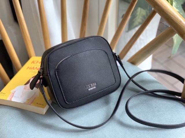 TÚI GUESS DÁNG HỘP