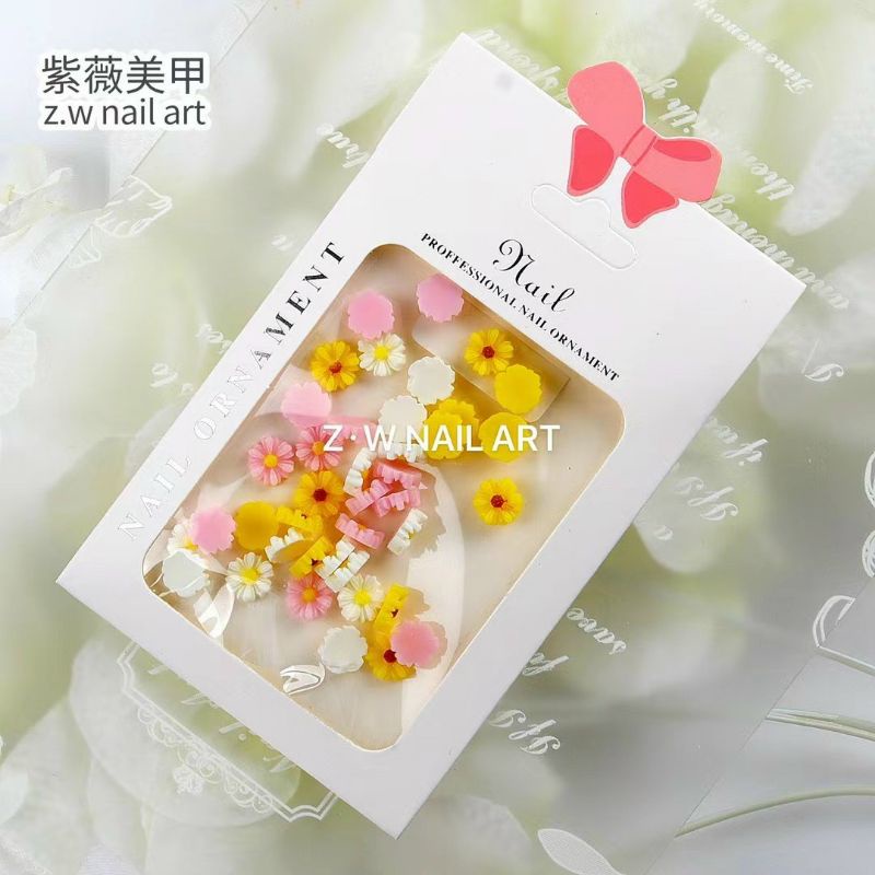 Charm hoạt hình trang trí móng nail