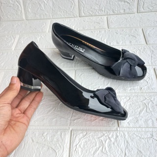 Giày cao gót nữ da bóng đính lơ xinh thời trang