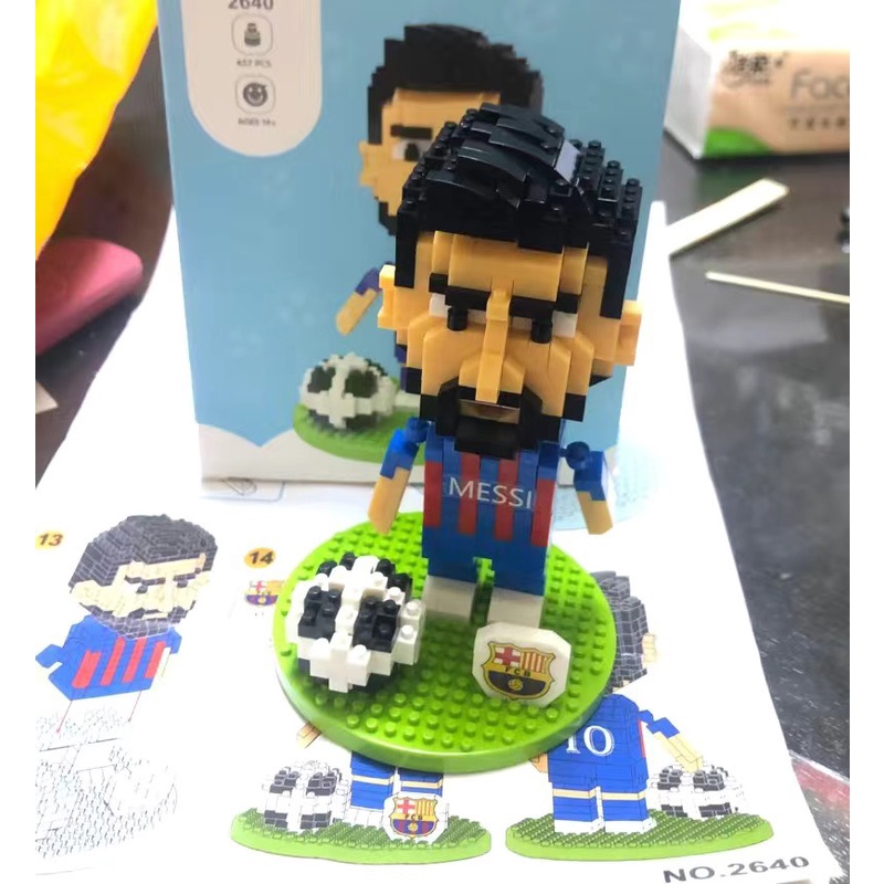 Mô hình lắp ráp hình cầu thủ Messi, Neymar, Cr7 phong cách thể thao, bộ sưu tập xếp hình bóng đá