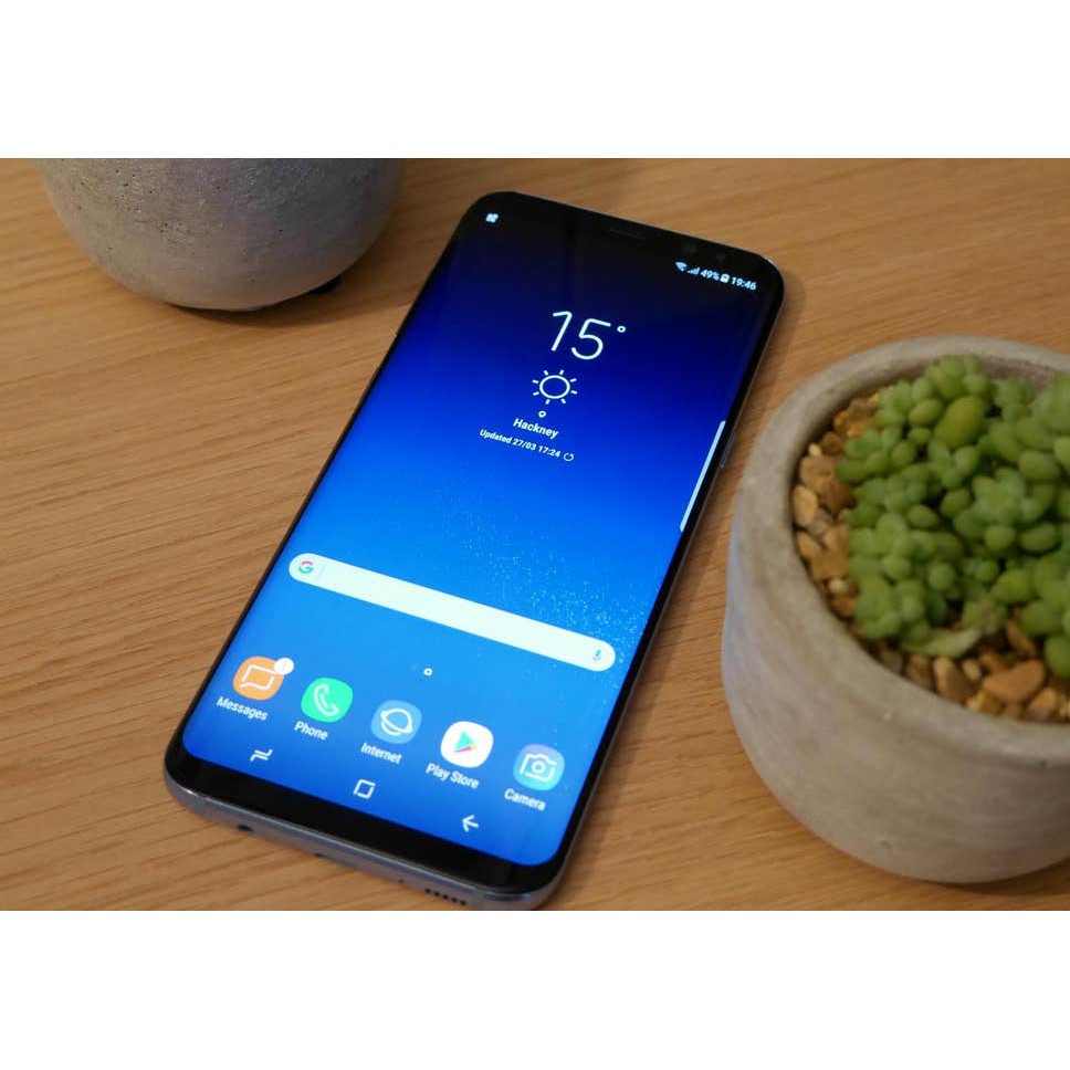 Điện thoại Samsung Galaxy S8 chính hãng mới nguyên zin, có phụ kiện