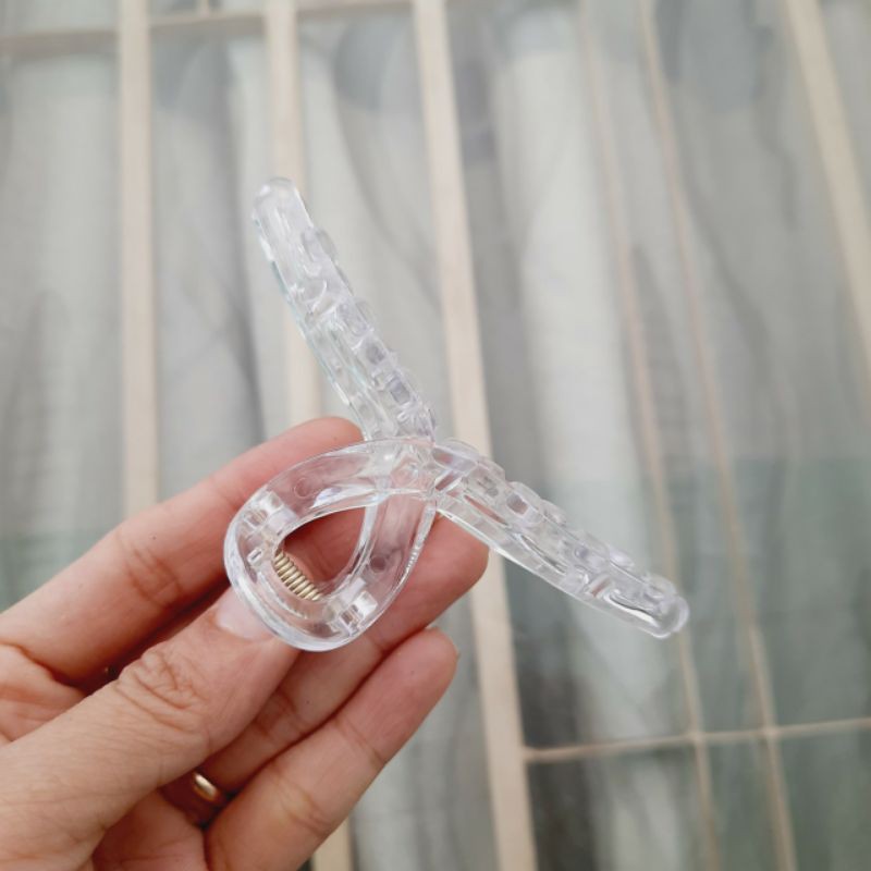 Kẹp càng cua trong suốt Size nhỏ 7cm/trung 9cm
